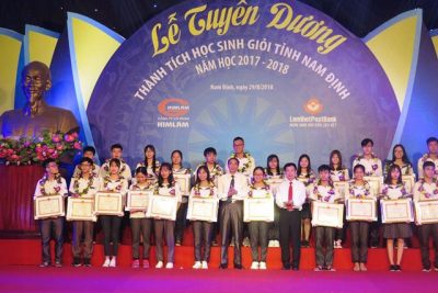 Văn nghệ chào mừng Lễ tuyên dương học sinh giỏi tỉnh Nam Định năm học 2017-2018