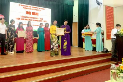 TRƯỜNG TH PHẠM HỒNG THÁI HÂN HOAN ĐÓN NHẬN PHẦN THƯỞNG CÁC CẤP TRAO TẶNG CHO “MÙA TRÁI NGỌT” NĂM HỌC 2021-2022