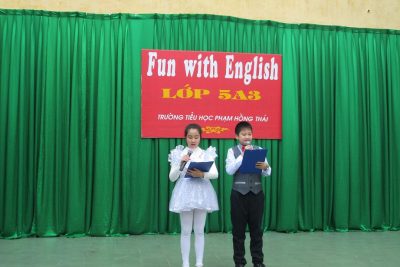 Giao lưu Fun with English (Tiết mục của lớp 5A3)