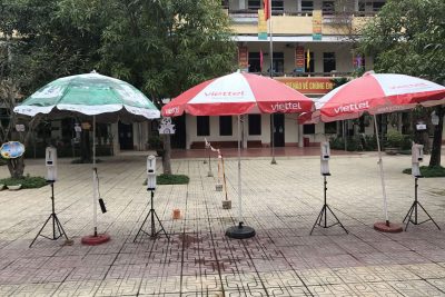 Học sinh Tiểu học Phạm Hồng Thái hân hoan trở lại trường học trực tiếp trong các điều kiện đảm bảo thích ứng an toàn với dịch COVID-19