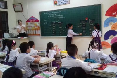 SHCM: Tiết dạy của cô giáo Khúc Thị Hoa
