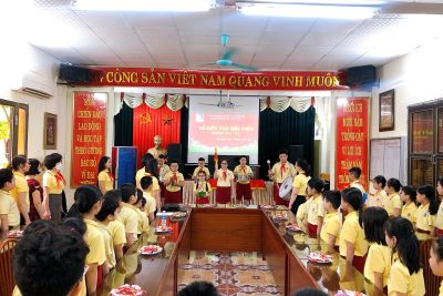LỄ KẾT NẠP ĐỘI VIÊN NĂM HỌC 2021-2022 – NIỀM TỰ HÀO CỦA CÁC SAO NHI ĐỒNG TRƯỜNG TH PHẠM HỒNG THÁI