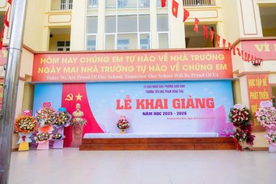TƯNG BỪNG LỄ KHAI GIẢNG- THẦY VÀ TRÒ TRƯỜNG TIỂU HỌC PHẠM HỒNG THÁI HÂN HOAN BƯỚC VÀO  NĂM HỌC MỚI 2025 – 2026