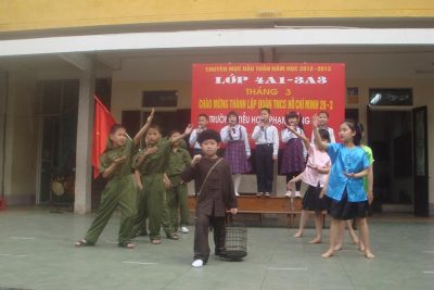 Chuyên mục văn nghệ “Chào mừng thành lập Đoàn TNCS HCM 26-3” của lớp 3A3, 4A1