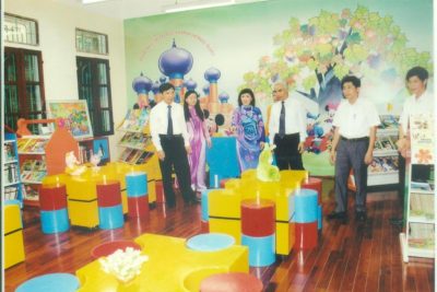 Thư viện trường TH Phạm Hồng Thái đạt chuẩn Tiên tiến xuất sắc năm 2011