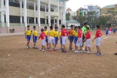 Các trận bóng cuối cùng của Giải Bóng đá chào mừng Kỉ niệm 25 năm trường TH Phạm Hồng Thái