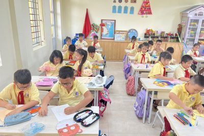 NHỮNG HOẠT ĐỘNG SẺ CHIA VÀ THIỆN NGUYỆN CỦA TRƯỜNG TIỂU HỌC PHẠM HỒNG THÁI GHI DẤU ẤN VỀ MỘT MÙA TRĂNG YÊU THƯƠNG 2024 – ĐẸP MÃI TRUNG THU ẤM TÌNH NGƯỜI